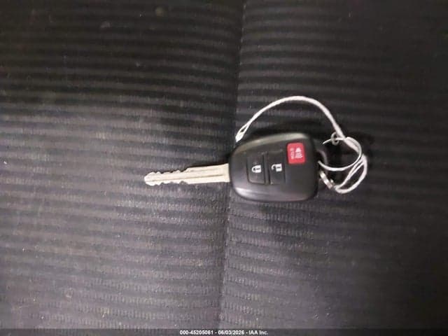 2017 TOYOTA RAV4 LE 11