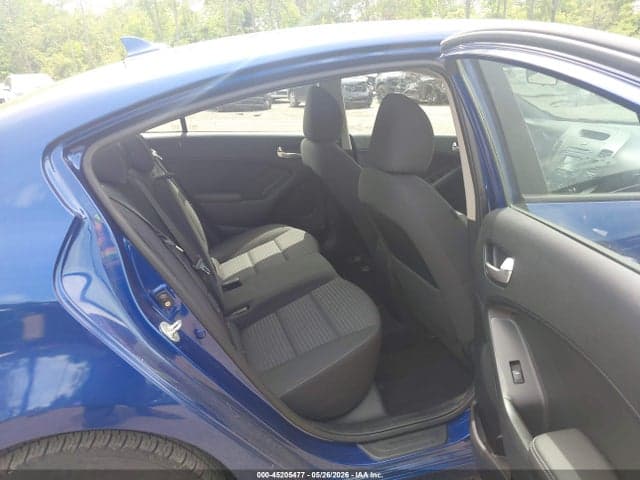 2017 KIA FORTE LX 8
