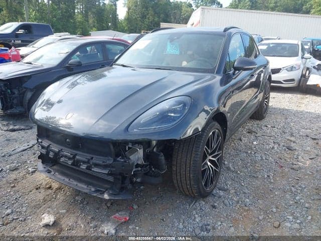 2024 PORSCHE MACAN T 2