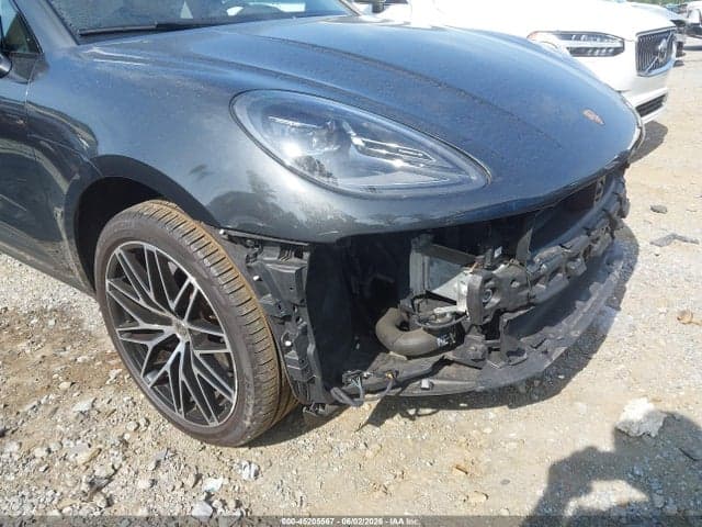 2024 PORSCHE MACAN T 6