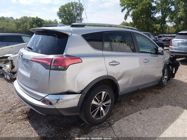 2018 TOYOTA RAV4 XLE 18