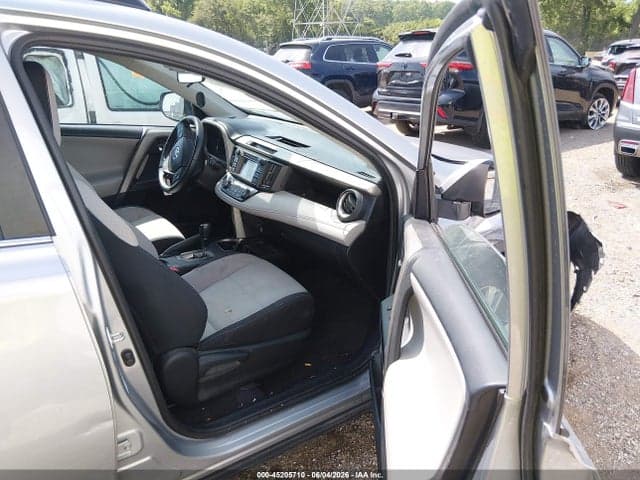 2018 TOYOTA RAV4 XLE 5