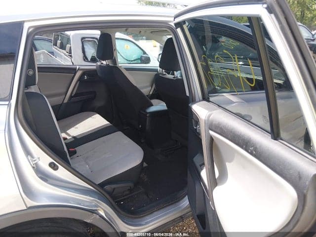 2018 TOYOTA RAV4 XLE 8