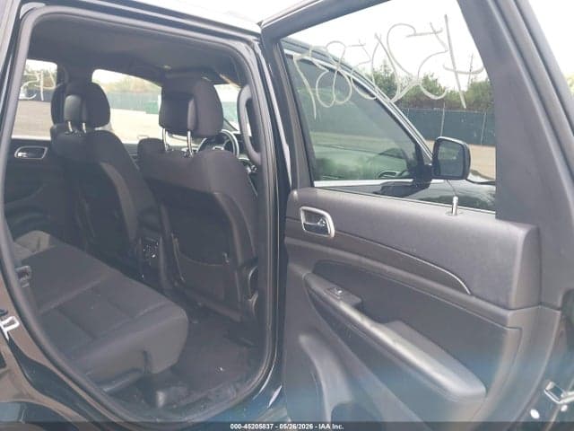 2018 JEEP GRAND CHEROKEE LAREDO E 4X2 8