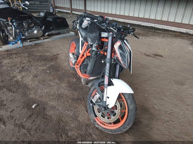 2018 KTM 1290 SUPER DUKE R