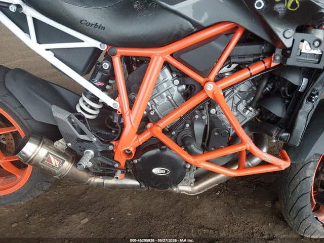 2018 KTM 1290 SUPER DUKE R 8
