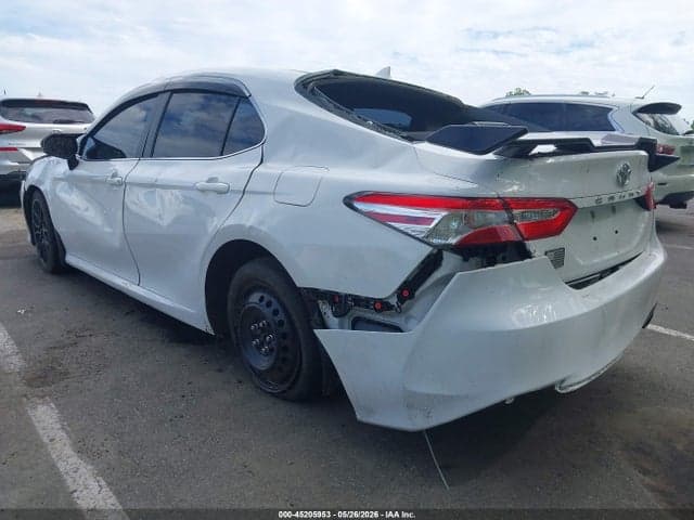 2020 TOYOTA CAMRY LE AWD 3