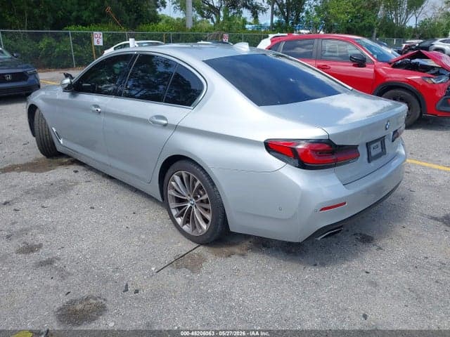2021 BMW 530I 3
