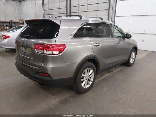 2017 KIA SORENTO 2.4L LX 4