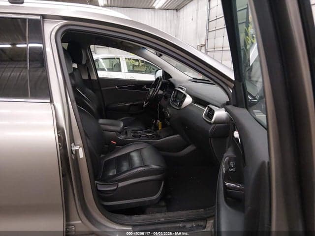 2017 KIA SORENTO 2.4L LX 5