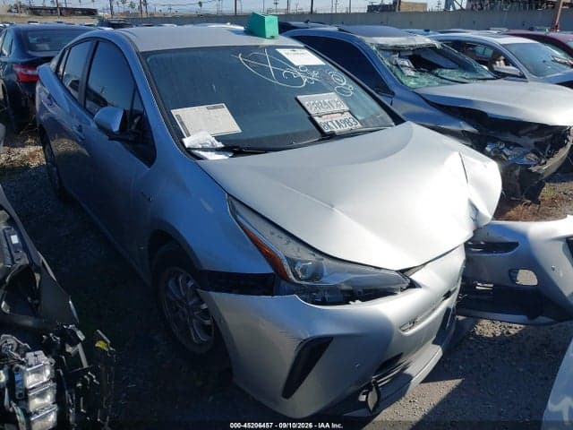 2020 TOYOTA PRIUS LE 1