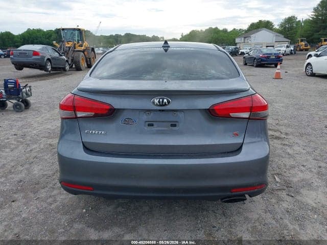 2018 KIA FORTE S 17