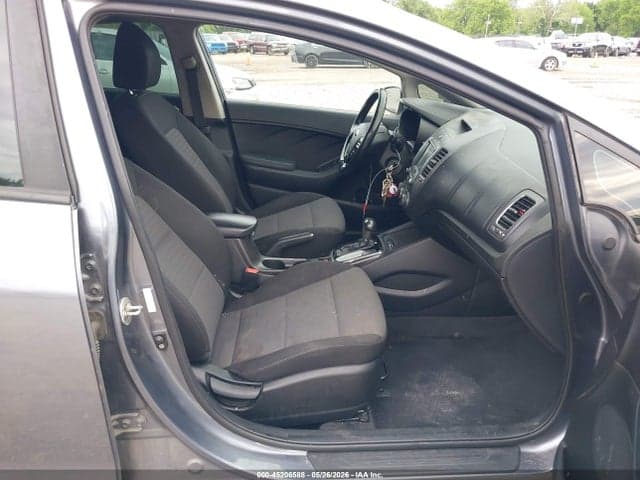 2018 KIA FORTE S 5