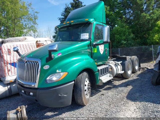 2020 INTERNATIONAL LT 2