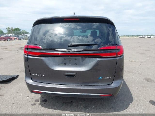 2022 CHRYSLER PACIFICA HYBRID TOURING L 16