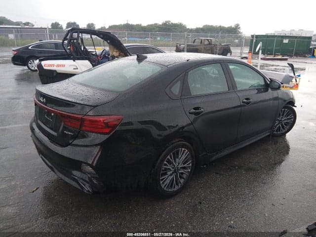 2024 KIA FORTE GT-LINE 4