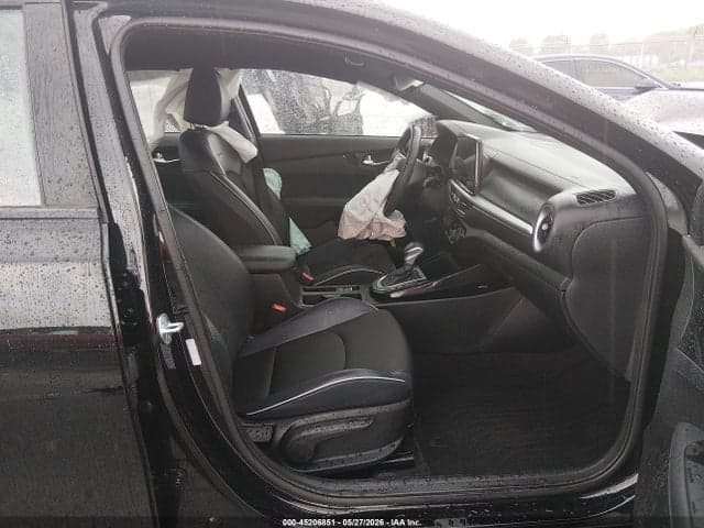 2024 KIA FORTE GT-LINE 5