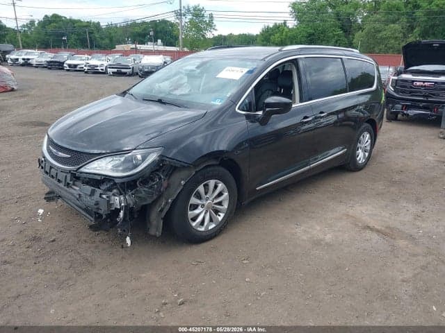 2018 CHRYSLER PACIFICA TOURING L 2