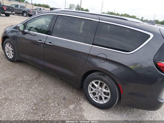 2021 CHRYSLER PACIFICA TOURING L 3