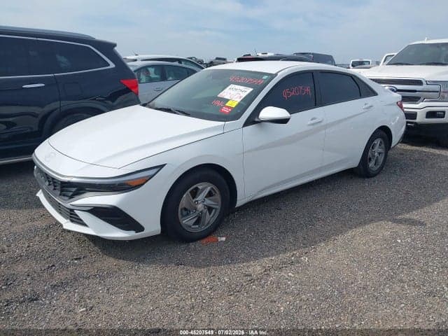 2025 HYUNDAI ELANTRA SE 2