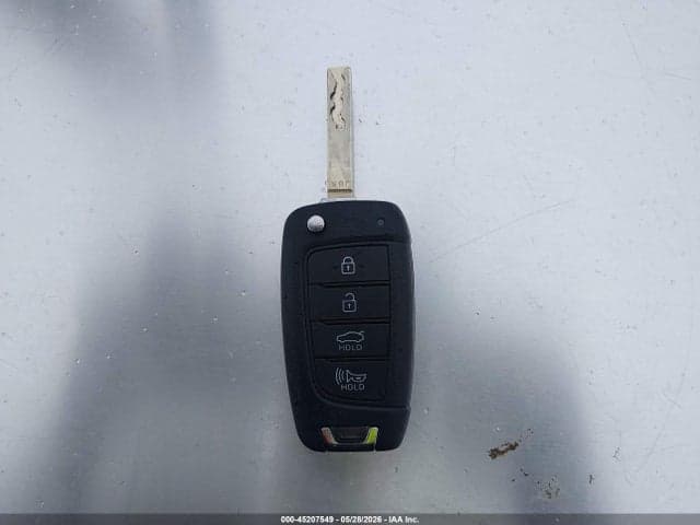 2025 HYUNDAI ELANTRA SE 11