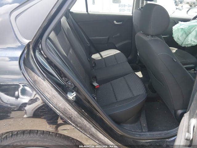 2018 KIA RIO LX 9