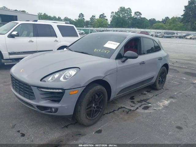 2017 PORSCHE MACAN 2