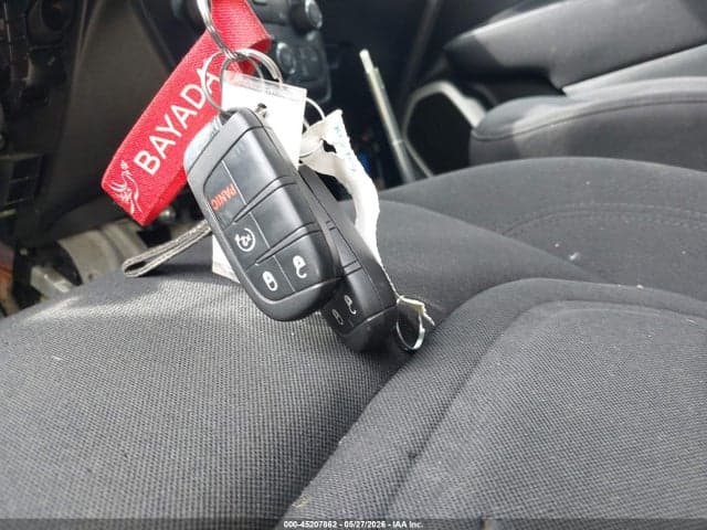 2021 JEEP RENEGADE LATITUDE 4X4 11
