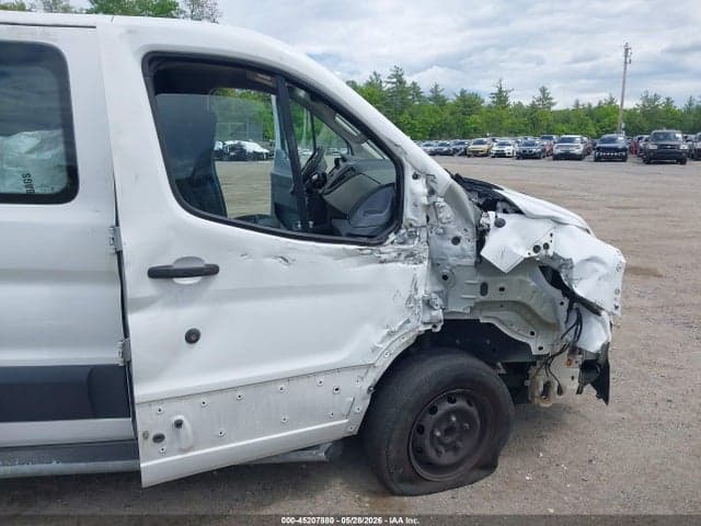 2018 FORD TRANSIT-250 18