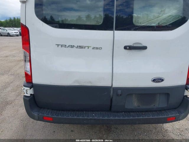 2018 FORD TRANSIT-250 19