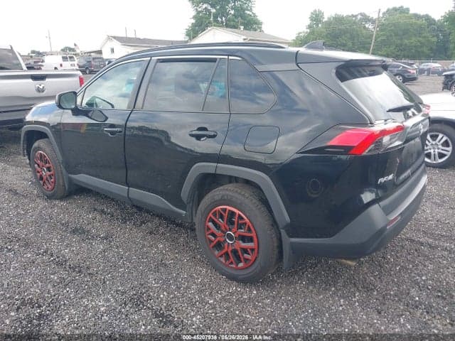 2021 TOYOTA RAV4 LE 3