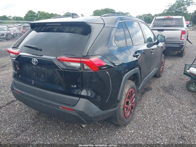 2021 TOYOTA RAV4 LE 4