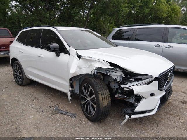 2025 VOLVO XC60 B5 PLUS 6