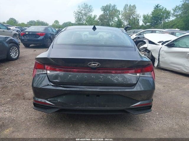 2022 HYUNDAI ELANTRA SEL 16