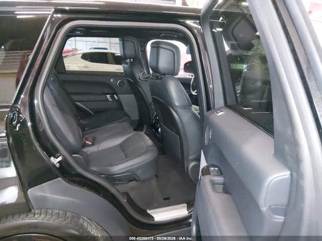 2022 LAND ROVER RANGE ROVER 8