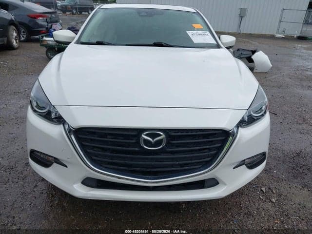 2018 MAZDA MAZDA3 TOURING 13