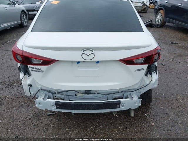 2018 MAZDA MAZDA3 TOURING 17