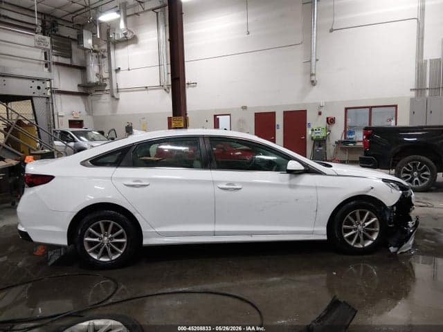 2019 HYUNDAI SONATA SE 14