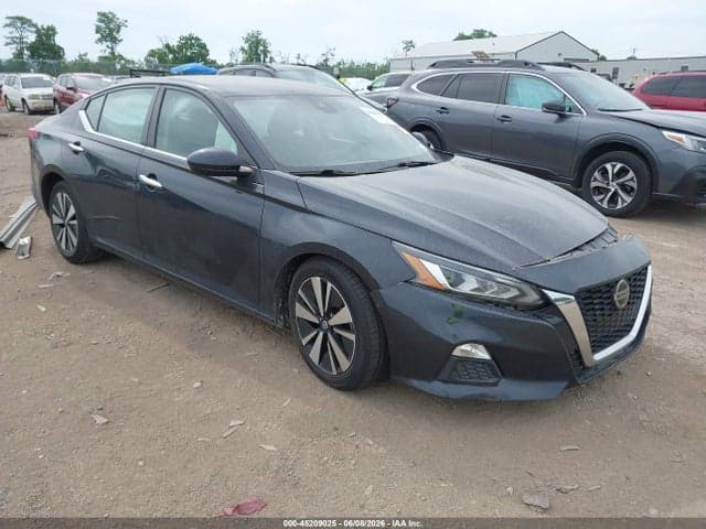 2022 NISSAN ALTIMA SV FWD