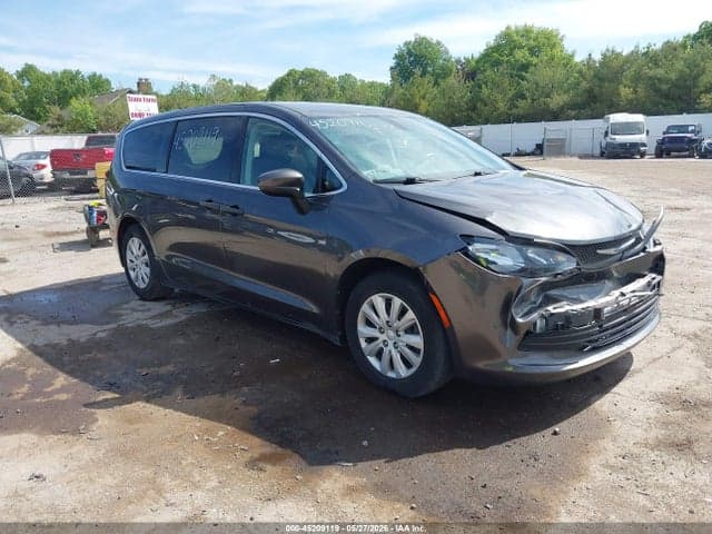2019 CHRYSLER PACIFICA L