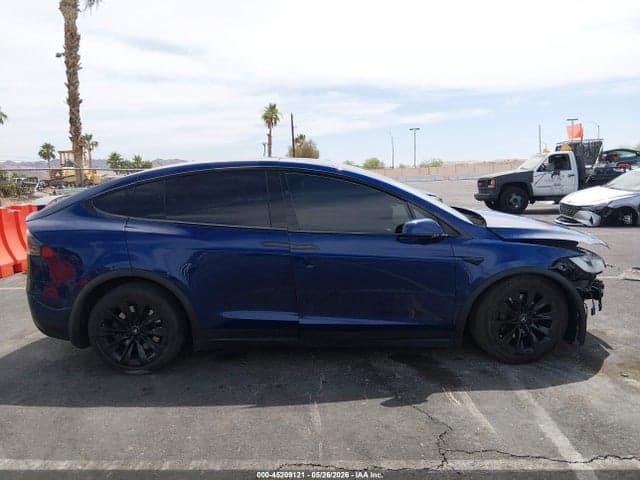 2017 TESLA MODEL X 13