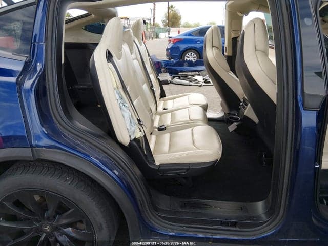 2017 TESLA MODEL X 8