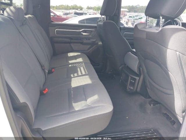 2021 RAM 1500 BIG HORN 4X4 6'4 BOX 8