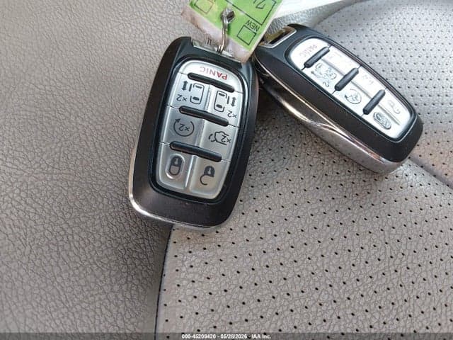 2021 CHRYSLER PACIFICA TOURING L 11