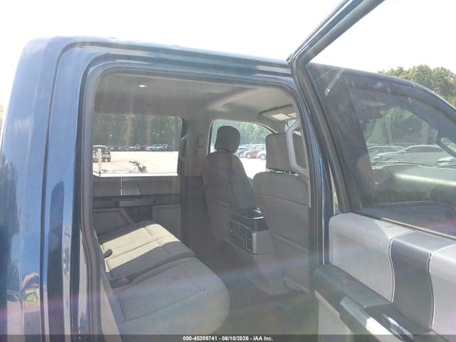 2017 FORD F-150 XLT 8