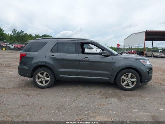 2018 FORD EXPLORER XLT 13