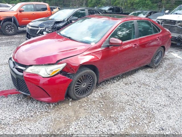 2017 TOYOTA CAMRY XSE 2