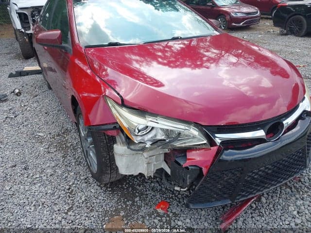 2017 TOYOTA CAMRY XSE 6