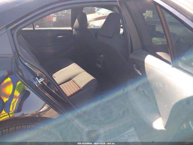 2023 TOYOTA COROLLA SE 8