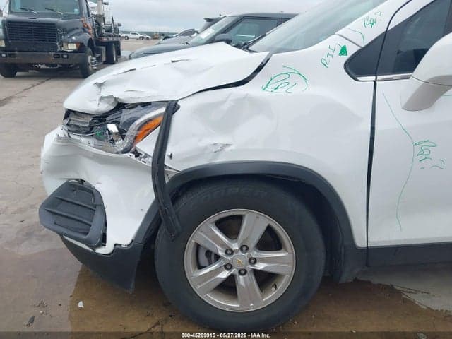 2019 CHEVROLET TRAX LT 6
